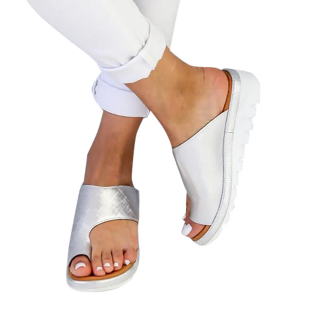Women's Sandals 2022 New Female Slippers Shoes Comfy Platform Flat Sole Orthopedic Bunion Corrector Flip-flops  43