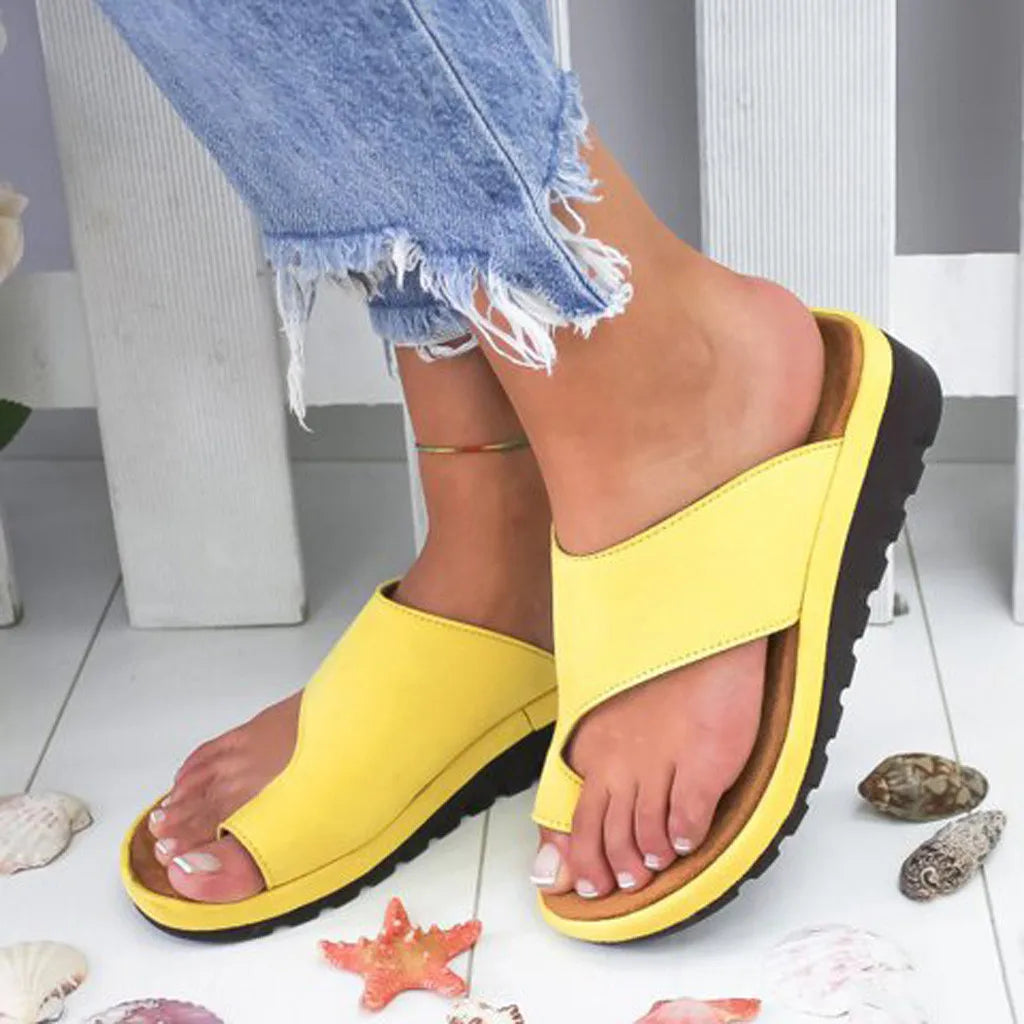 Women's Sandals 2022 New Female Slippers Shoes Comfy Platform Flat Sole Orthopedic Bunion Corrector Flip-flops  43