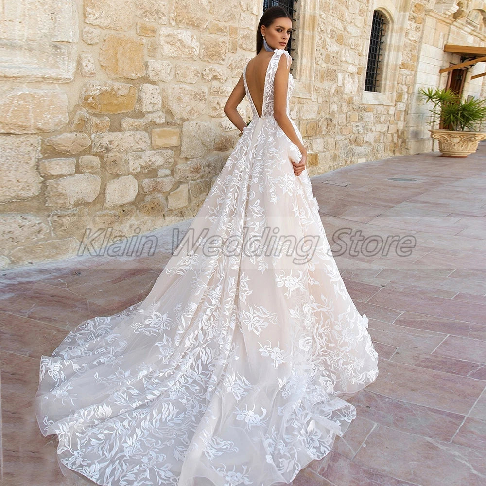 Customized Bridal Gown A-line Tulle Appliques Lace Wedding Dress V-neck Sleeveless Exquisite High Quality Backless Dresses Women