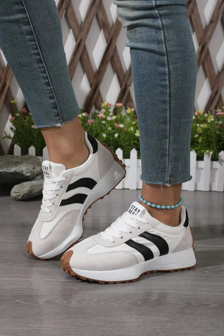2026 Women Sneakers Spring New Luxury Flat Comfortable Slip on Soft Trend Sneakers Women Lightweight Outdoor Shoes for Women