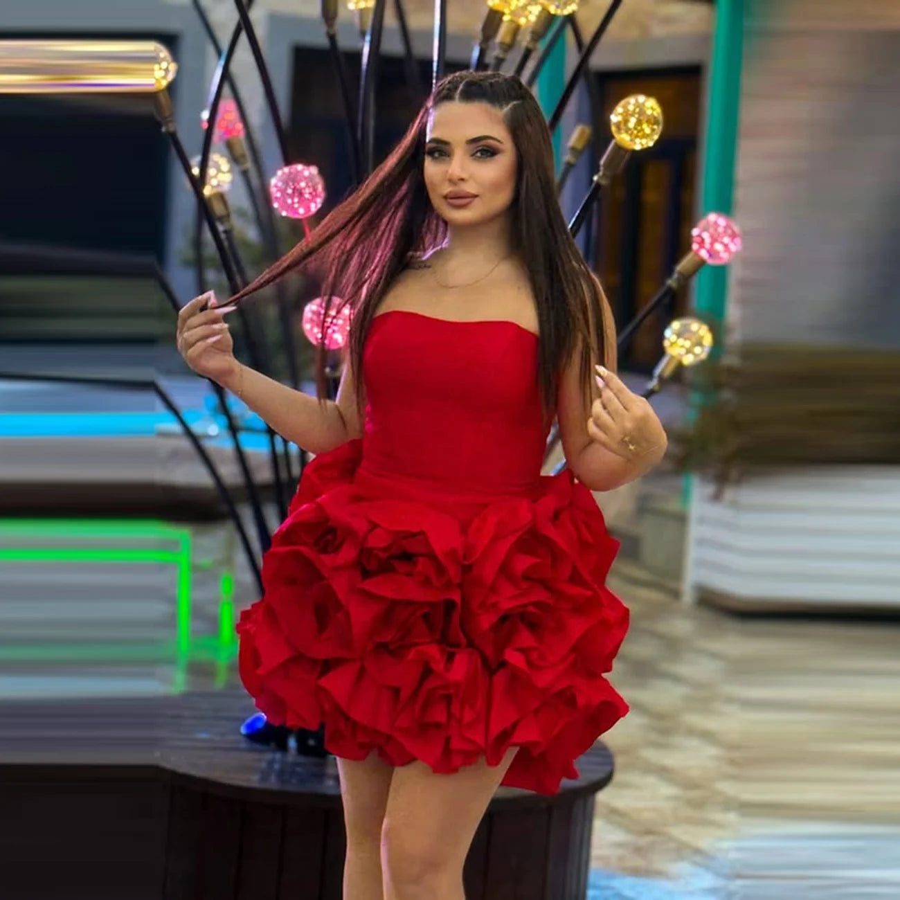 Red Ruffles Ruffles Prom Dress Sexy Strapless Ruched Satin Above Knee Evening Gowns Girls Cocktail Party Dress
