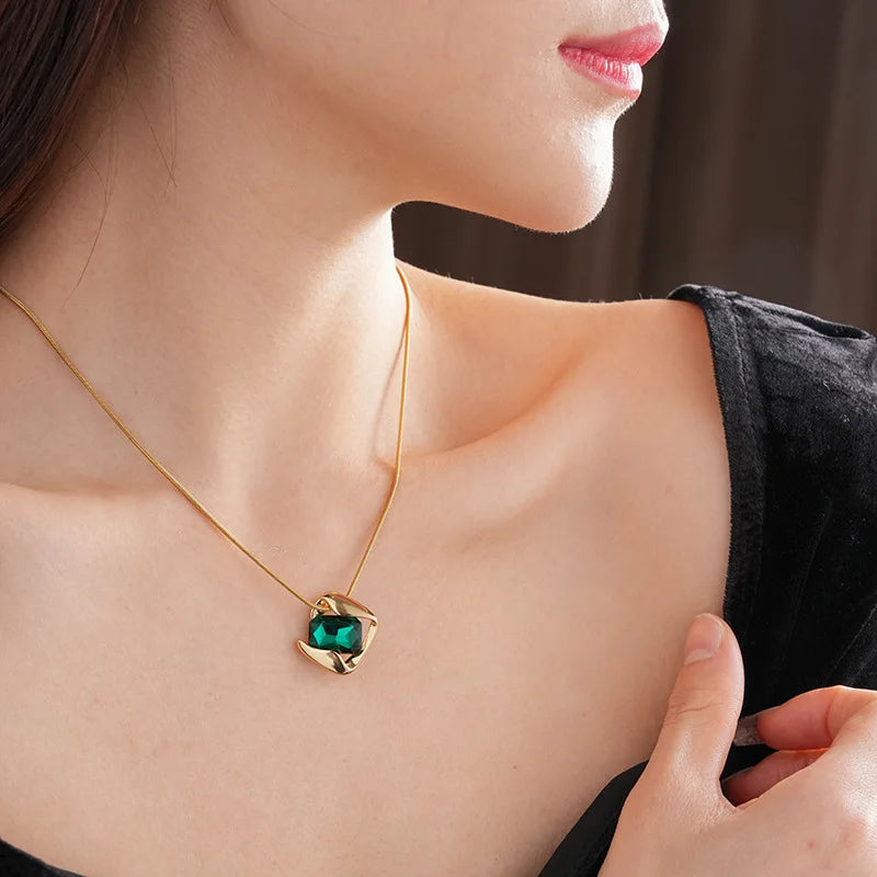 Green Fashion Wedding Jewelry Set Wholesale Square Earring Retro Light Luxury Temperament Collarbone Chain Necklace