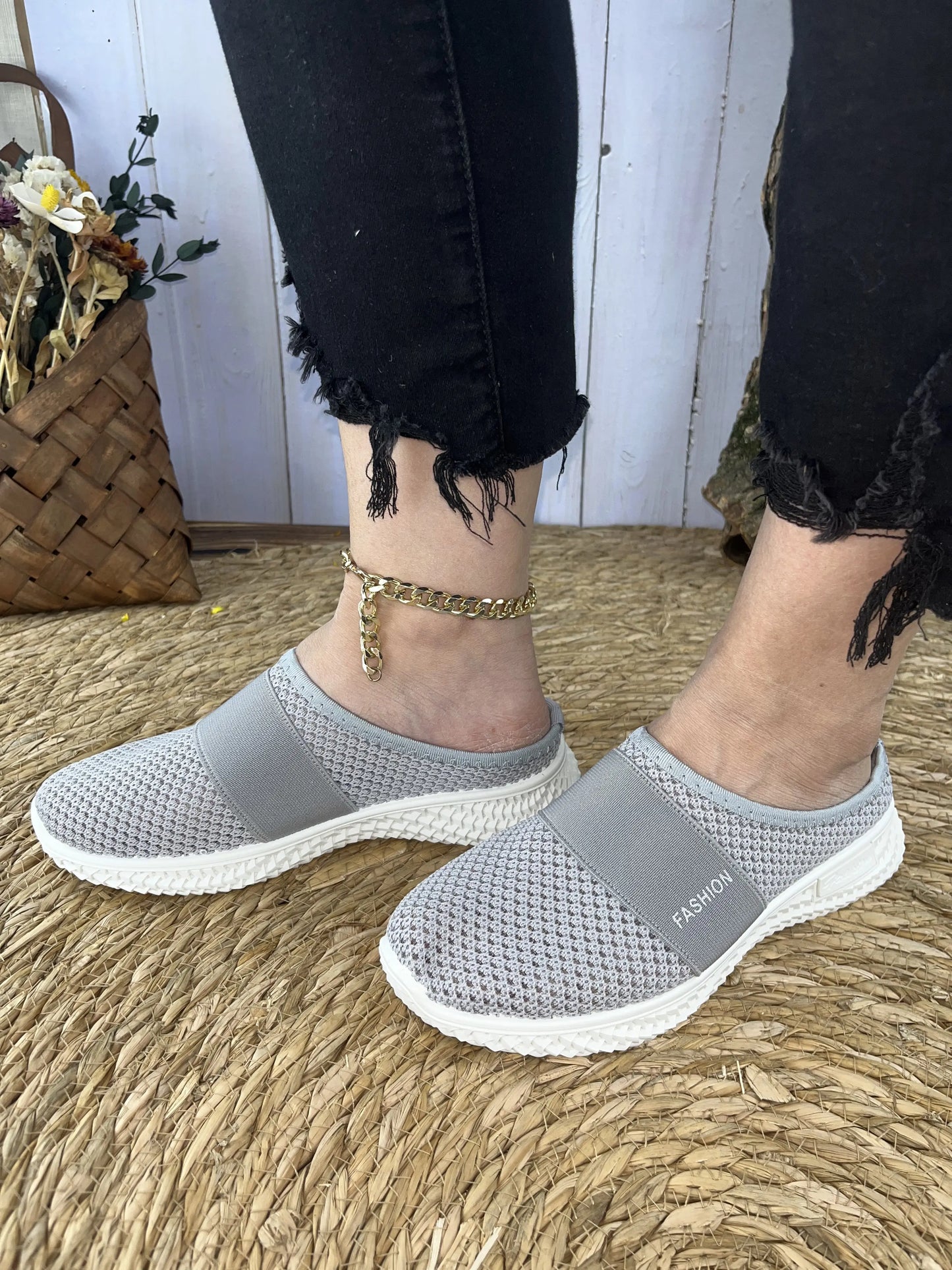 women's shoes Solid Color Mules, women's summer shoes free shippiing shoes Slippers for women Comfortable and breathable