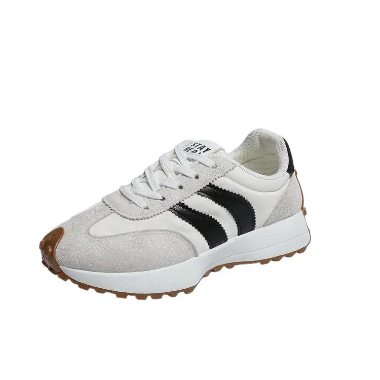 2026 Women Sneakers Spring New Luxury Flat Comfortable Slip on Soft Trend Sneakers Women Lightweight Outdoor Shoes for Women