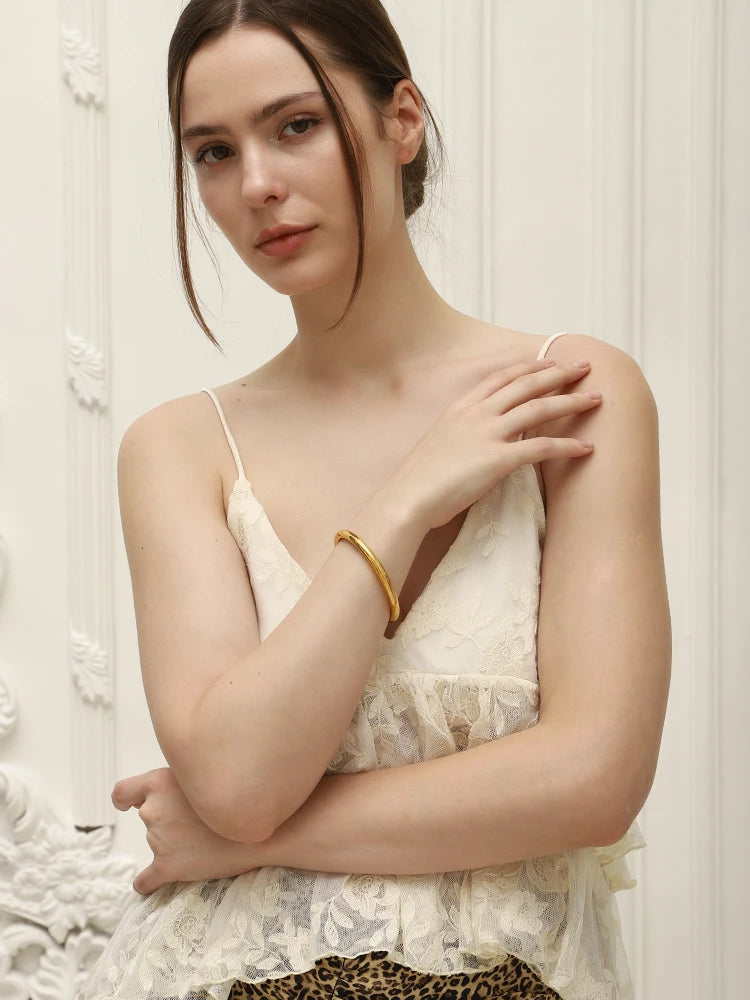 E.B.belle 18K Gold Plated Minimalist Style Hollow Round Bangle Woman's Wrist Bangles Stackable Jewelry