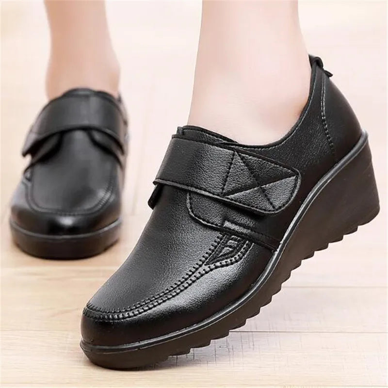 Classic Genuine Leather Women Shoes Round Toe Casual Comfortable Women's Wedge Shoes Spring Autumn Fashion Mother Shoes 10models
