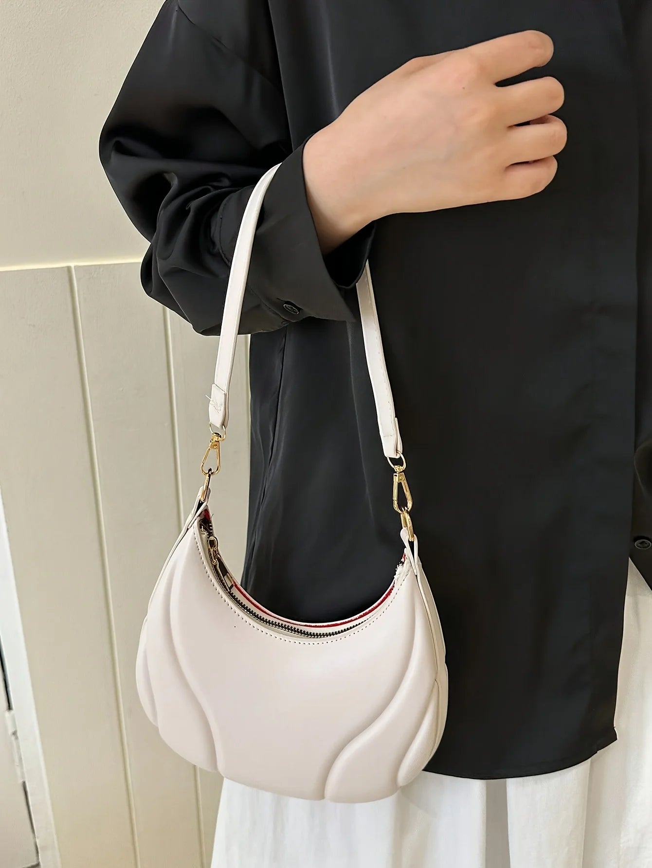 Women's French Handbag Shoulder Bag Textured Crossbody Bag Zipper Closure & Adjustable Strap Versatile for Work, Casual & Travel