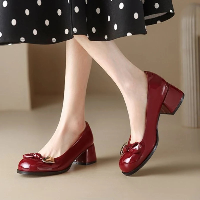Shoes for Woman 2025 Women's Summer Footwear Round Toe Cute with Medium Heels Loafers Kawaii Trend on Sale Lastest Beau Today