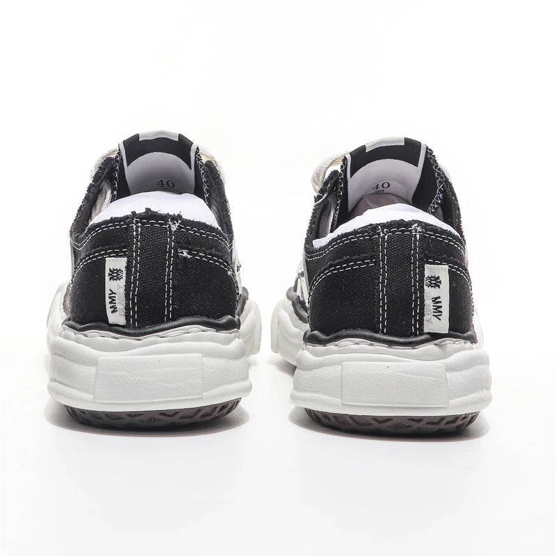 Women Casual Shoes Men's Sports footwear Summer Casual Thick Soled Male Soft Comfortable Non-slip Outdoor Fashion Board sneakers