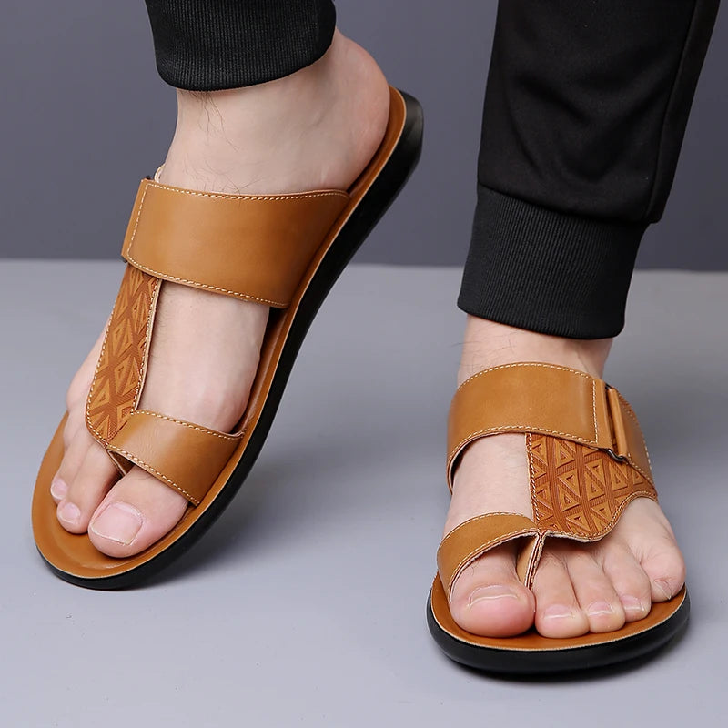 Men's Summer Sandals Breathable Fashion Simple Toe-Thru Soft Flat Bottom Beach Shoes Comfortable Classic Slippers