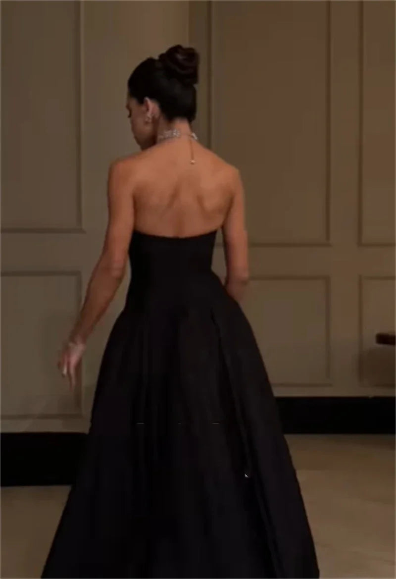 Elegant Strapless Black Evening Gown Made Of Taffeta Sexy And Minimalist Ballroom Party Gown Formal Gown Customization