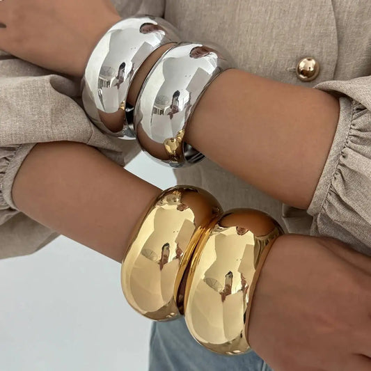 KunJoe Punk Smooth Metal Big Round Chunky Bangles for Women Exaggerated Geometry Glossy Wide Bracelet Party Wedding Hand Jewelry