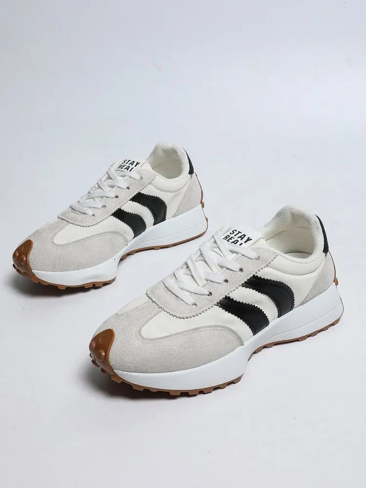 2026 Women Sneakers Spring New Luxury Flat Comfortable Slip on Soft Trend Sneakers Women Lightweight Outdoor Shoes for Women