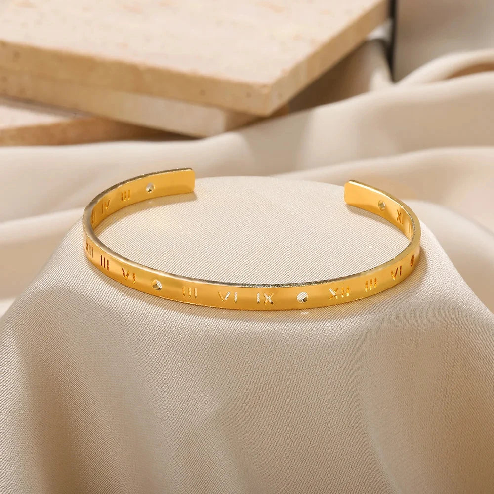 Egyptian Queen Nefertiti Bangles For Women MenAdjustable Africa Couple Bracelet HipHop Punk Bracelets Jewelry Gifts 2025