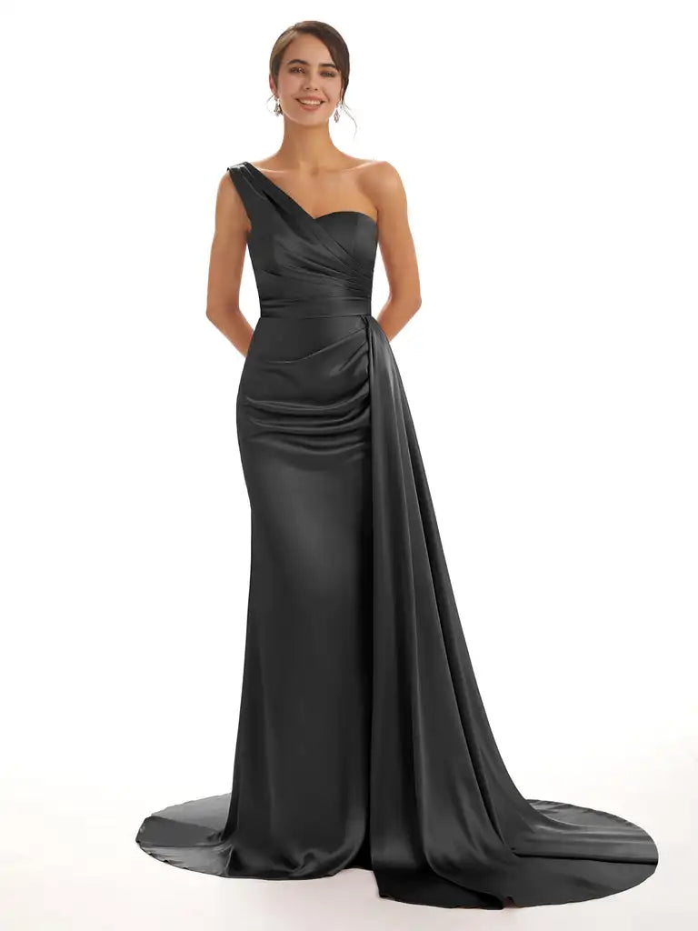Satin One-Shoulder Bridesmaid Dresses Pleats Backless Sweep Train Formal Dress Elegant Sleeveless Bodycon Wedding Evening Gowns