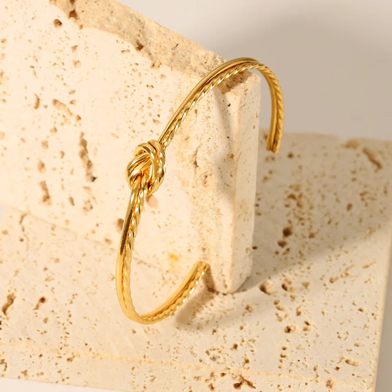 Exquisite Rhinestone Knot Stainless Steel Bangle Bracelets for Women Gold Plated Stainless Steel Bracelet Waterproof Jewelry