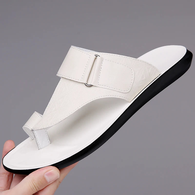 Men's Summer Sandals Breathable Fashion Simple Toe-Thru Soft Flat Bottom Beach Shoes Comfortable Classic Slippers