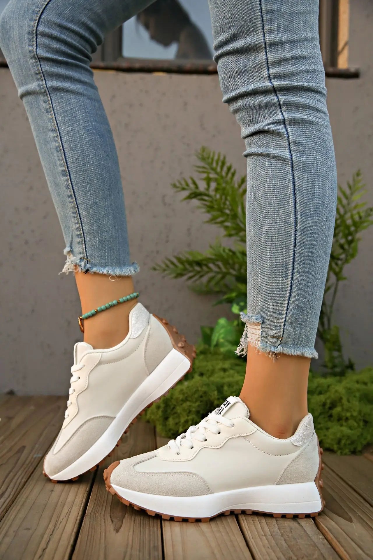 Women Sneakers Causal Walking Shoes Woman Autumn Fashion Lace Up Sports Platform Shoes Outdoor Non-slip Running Shoes