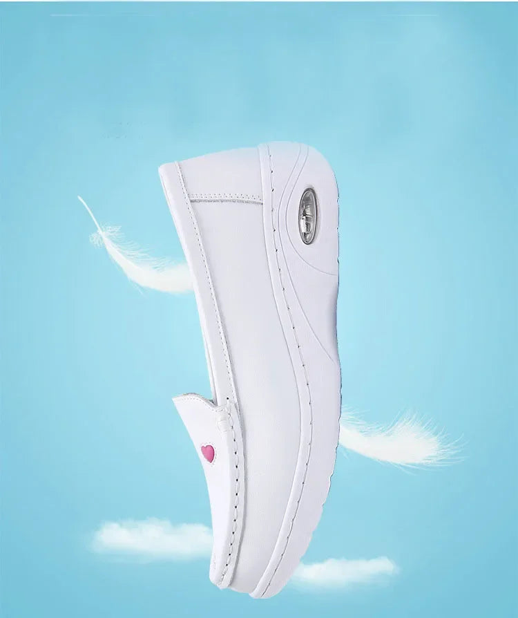 2025 New Women Flat Leather Shoes Casual White Wedge with Soft Bottom Love Heart Comfortable Mom Nurse Work Shoes Zapatillas