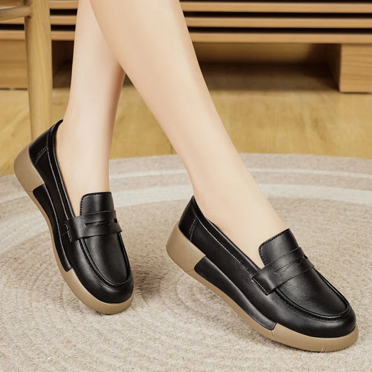 Casual Women's Shoes for All Seasons, New Spring and Autumn Wedge Heels, Thick-Soled Mom Shoes, Soft-Soled Lightweight Versatile Women's Flats, Small Leather Shoes