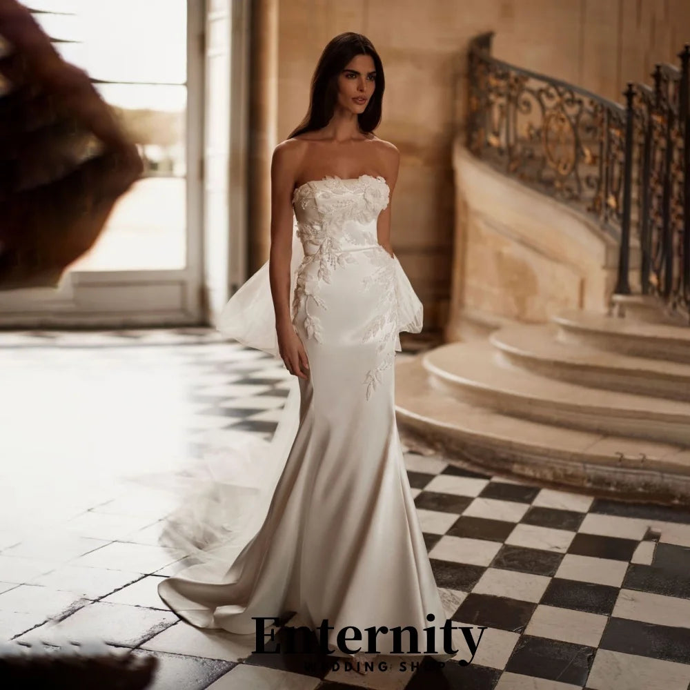 Customized Flower Applique Wedding Dresses Elegant Boat Neck Sleeveless For Women Charming Satin Bridal Gowns Vestidos De Novia