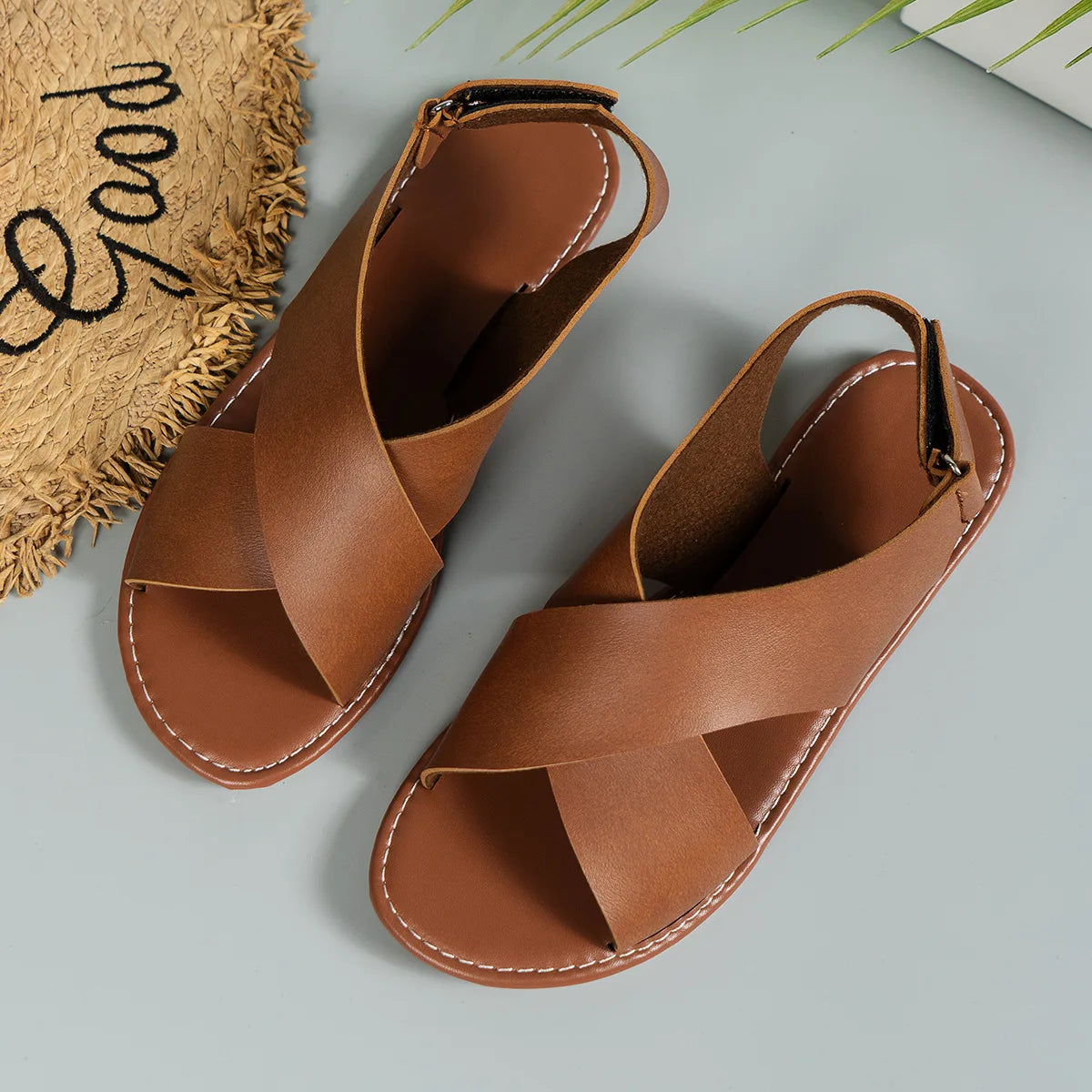 Women's Flat Sandals Lightweight Pu Leather Casual Sandals Summer Peep Toe Beach Sandals for Women Roman Sandal Sandalias Mujer
