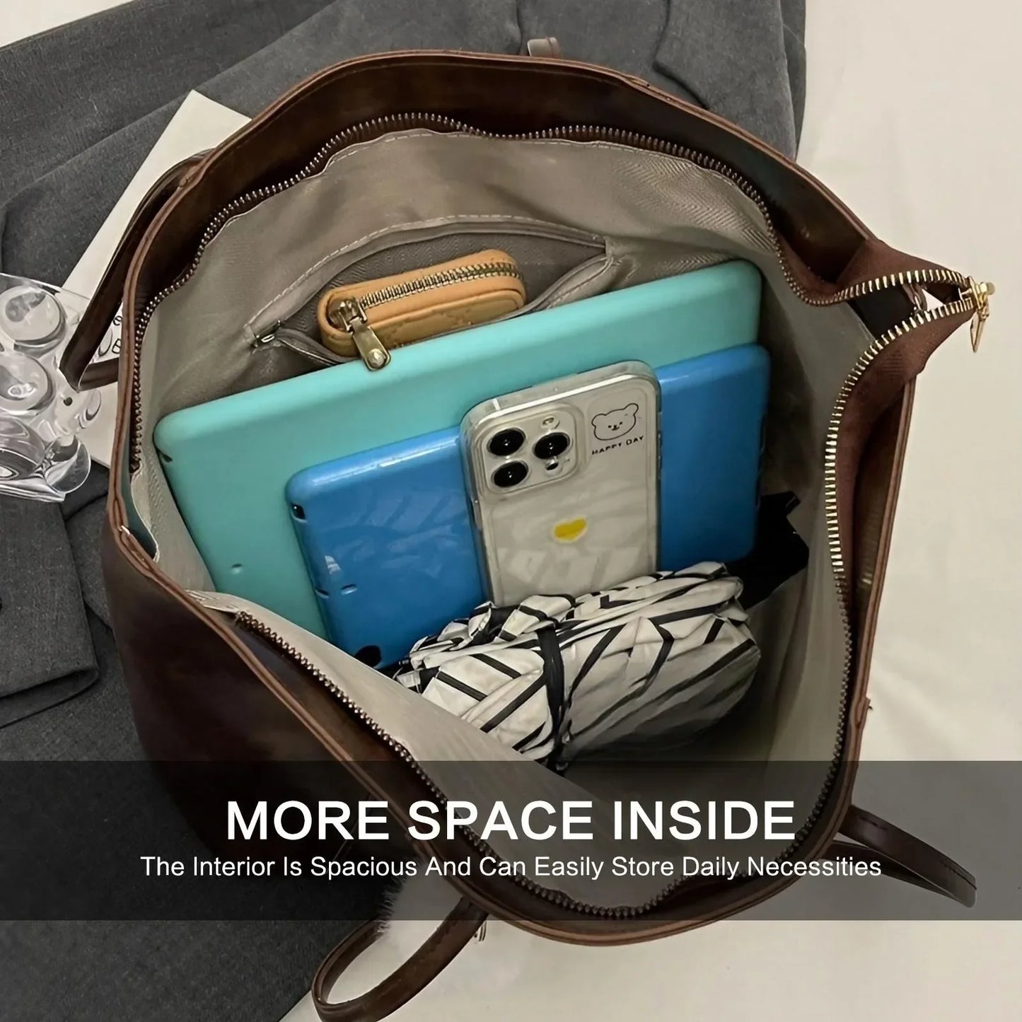 Large Tote Bag for Women Big Capacity Casual Commuting Bag Versatile Shoulder Bag Travel Shopping Use Retro Fashion Handbag