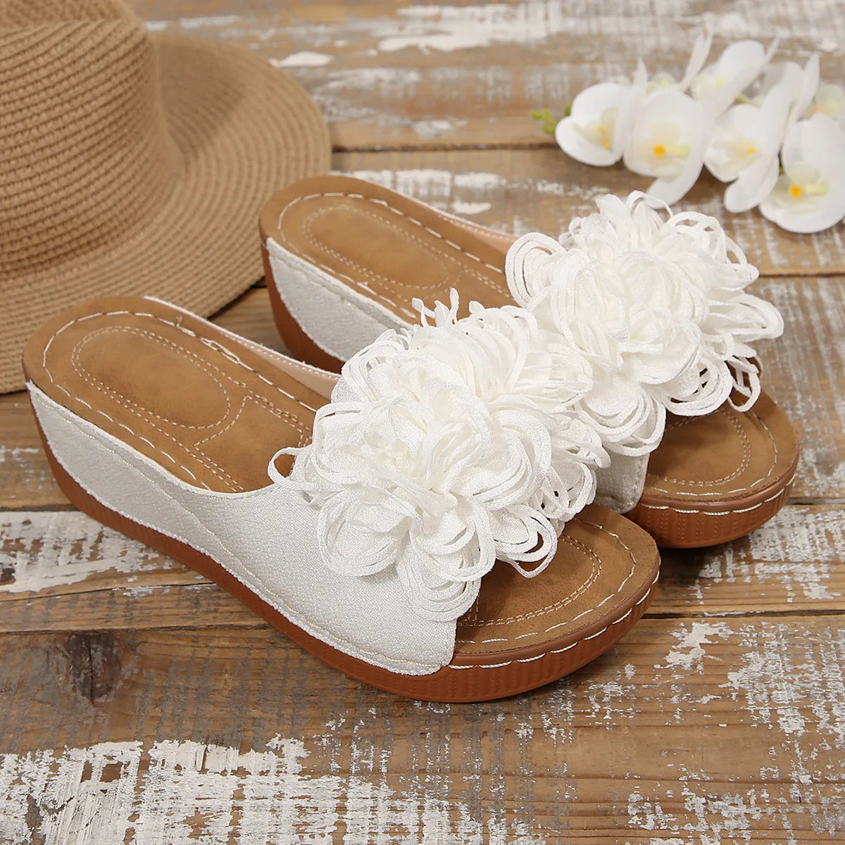2025 New Women Platform Slippers Slip on Fashion Woman Shoes Summer Sandals Comfortable Flower Wedges Slippers Slides Women