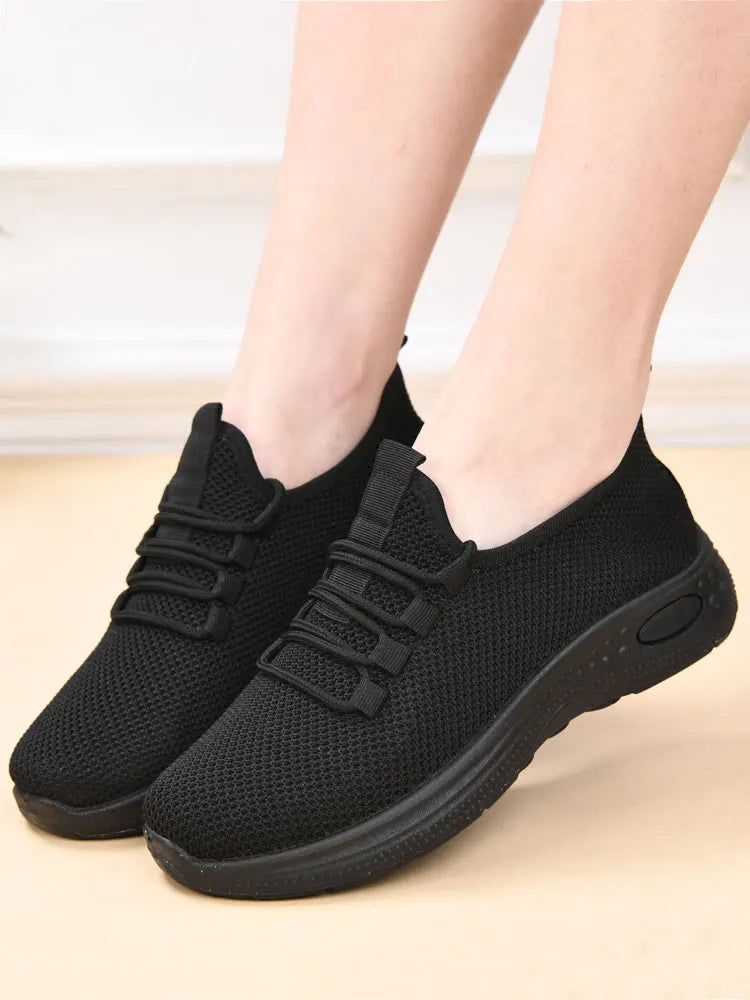 Middle-Aged and Elderly Women's Work Shoes Black Spring and Autumn Flat Shoes Non-Slip Soft Sole Mom Shoes Comfortable Casual Shoes