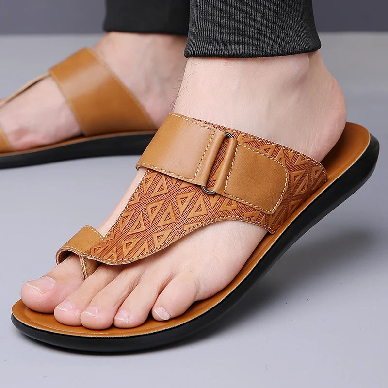 Men's Summer Sandals Breathable Fashion Simple Toe-Thru Soft Flat Bottom Beach Shoes Comfortable Classic Slippers