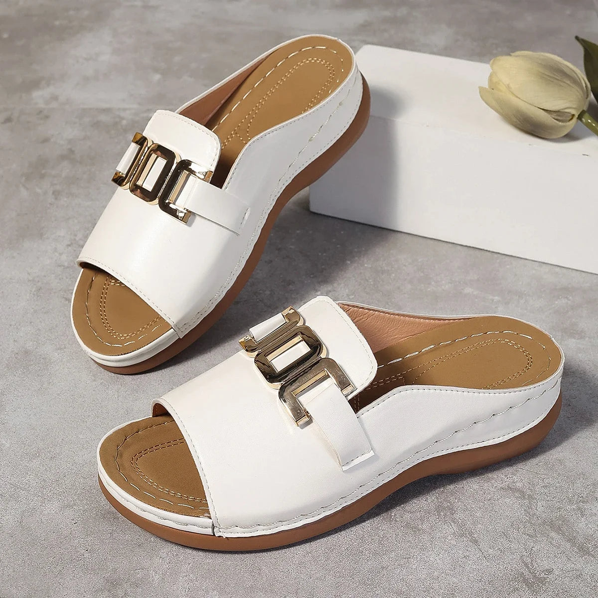 2025 Women's Fashion Casual Travel Shoes Bohemian Ethnic Style Double Button Design for Men and Women Comfortable Couple Beach