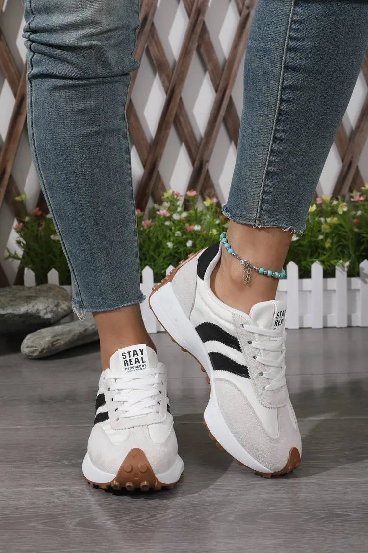 2026 Women Sneakers Spring New Luxury Flat Comfortable Slip on Soft Trend Sneakers Women Lightweight Outdoor Shoes for Women