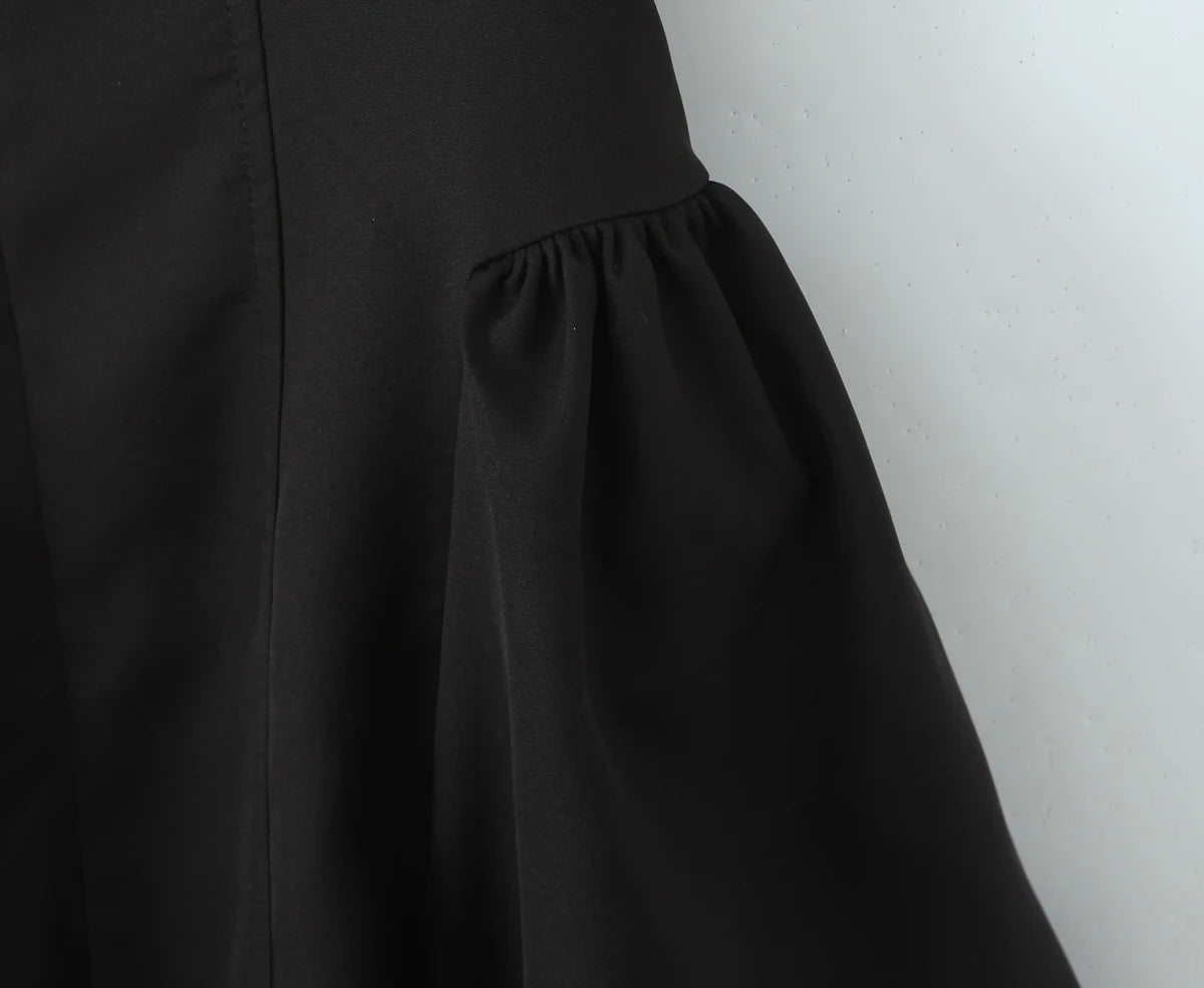 Sexy White Black Pleated Ruched Halter Dress Women Deep V neck Slim Low Waist Swing Ball Gown Short Dresses Robe Femme Vestidos