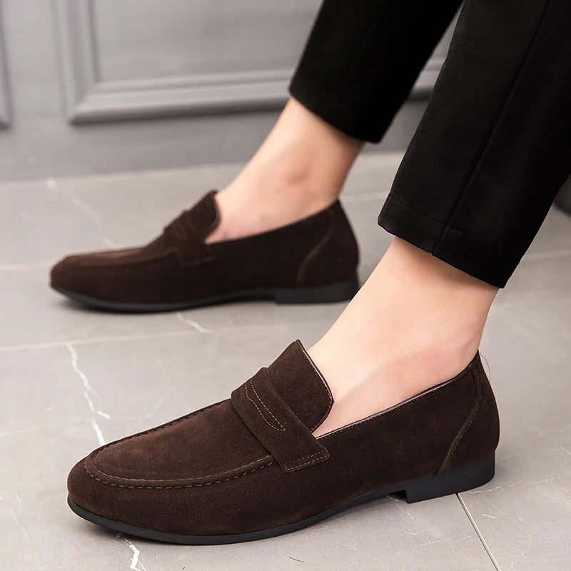 Men Dress Shoes Loafers Suede Pointed Toe Low Heel Fashion Business Casual Breathable Wedding Daily Dress Shoes Zapatos Hombre