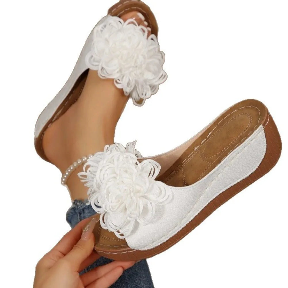 2025 New Women Platform Slippers Slip on Fashion Woman Shoes Summer Sandals Comfortable Flower Wedges Slippers Slides Women