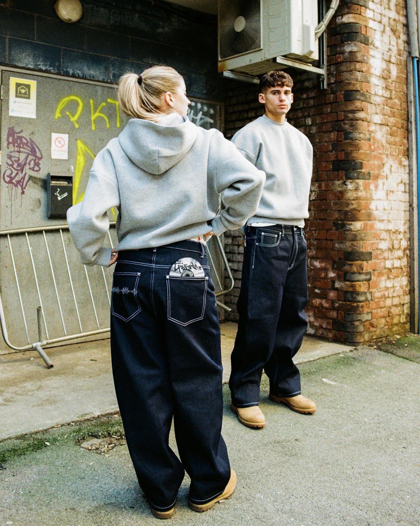 Vintage Black Denim Jeans Trendy Disc Embroidery Men And Women Wide Leg Pants Hip Hop Harajuku Streetwear Casual Baggy Jeans