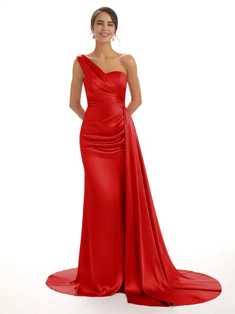 Satin One-Shoulder Bridesmaid Dresses Pleats Backless Sweep Train Formal Dress Elegant Sleeveless Bodycon Wedding Evening Gowns