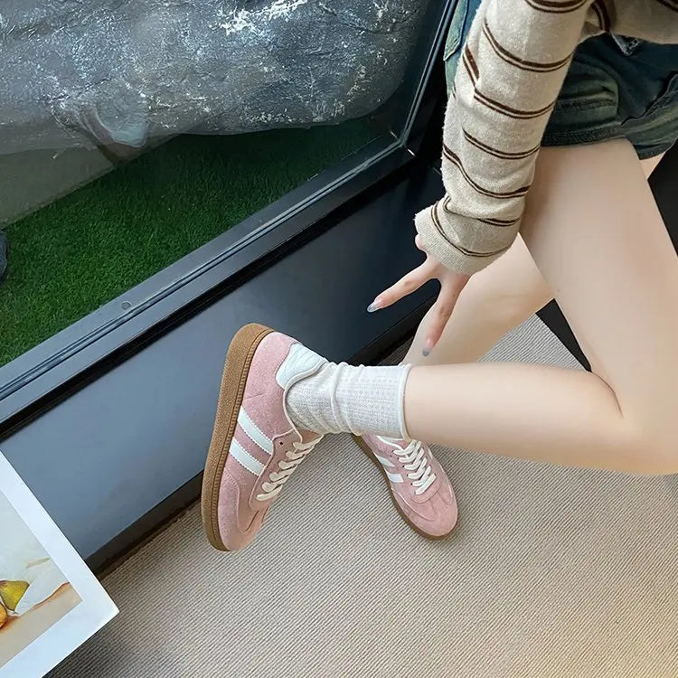 2025 Women Sports Shoes Fashion Casual Flats Vulcanize Shoes Ladies Outdoor Walking Sneakers Women Comfortable Classical Shoe