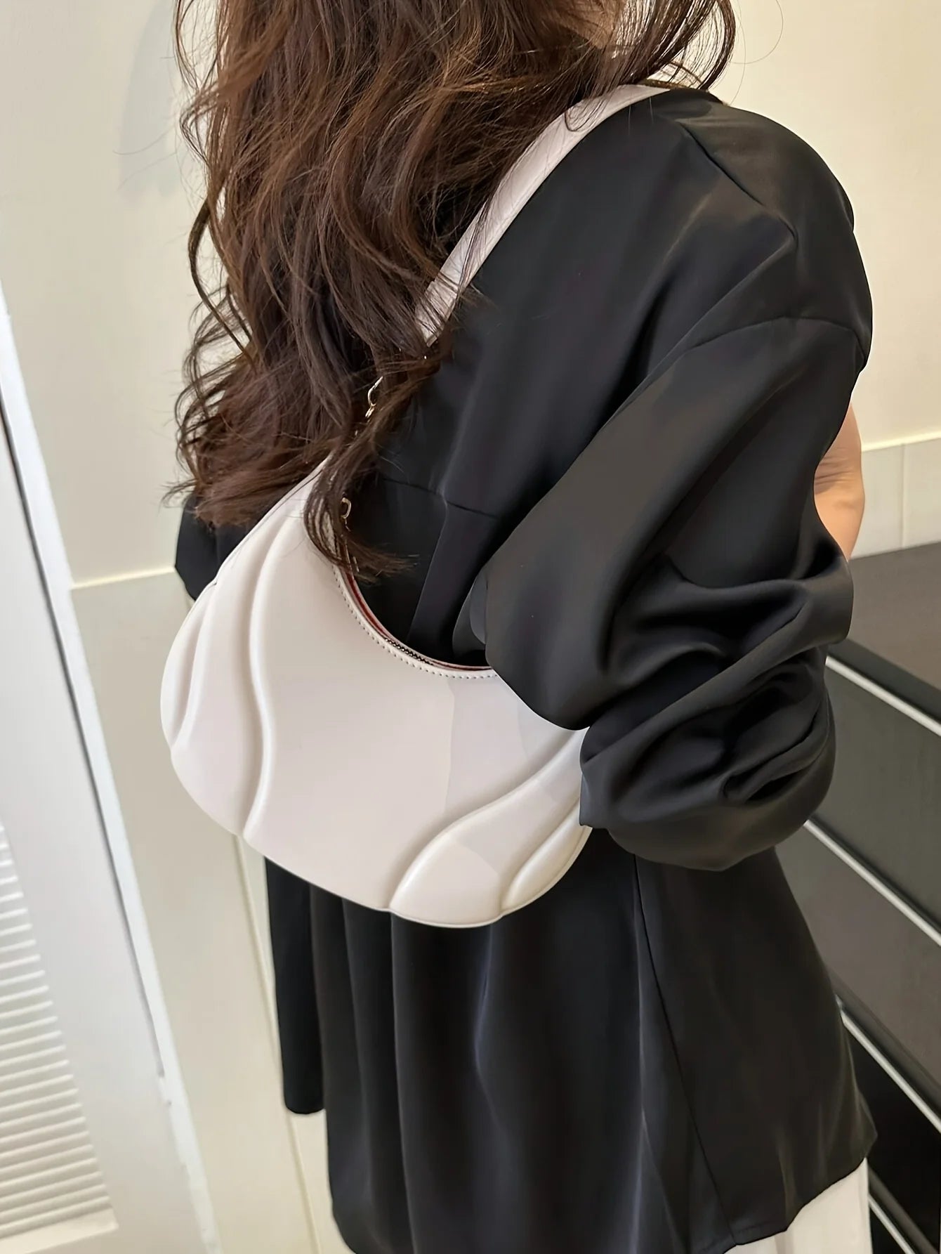 Women's French Handbag Shoulder Bag Textured Crossbody Bag Zipper Closure & Adjustable Strap Versatile for Work, Casual & Travel