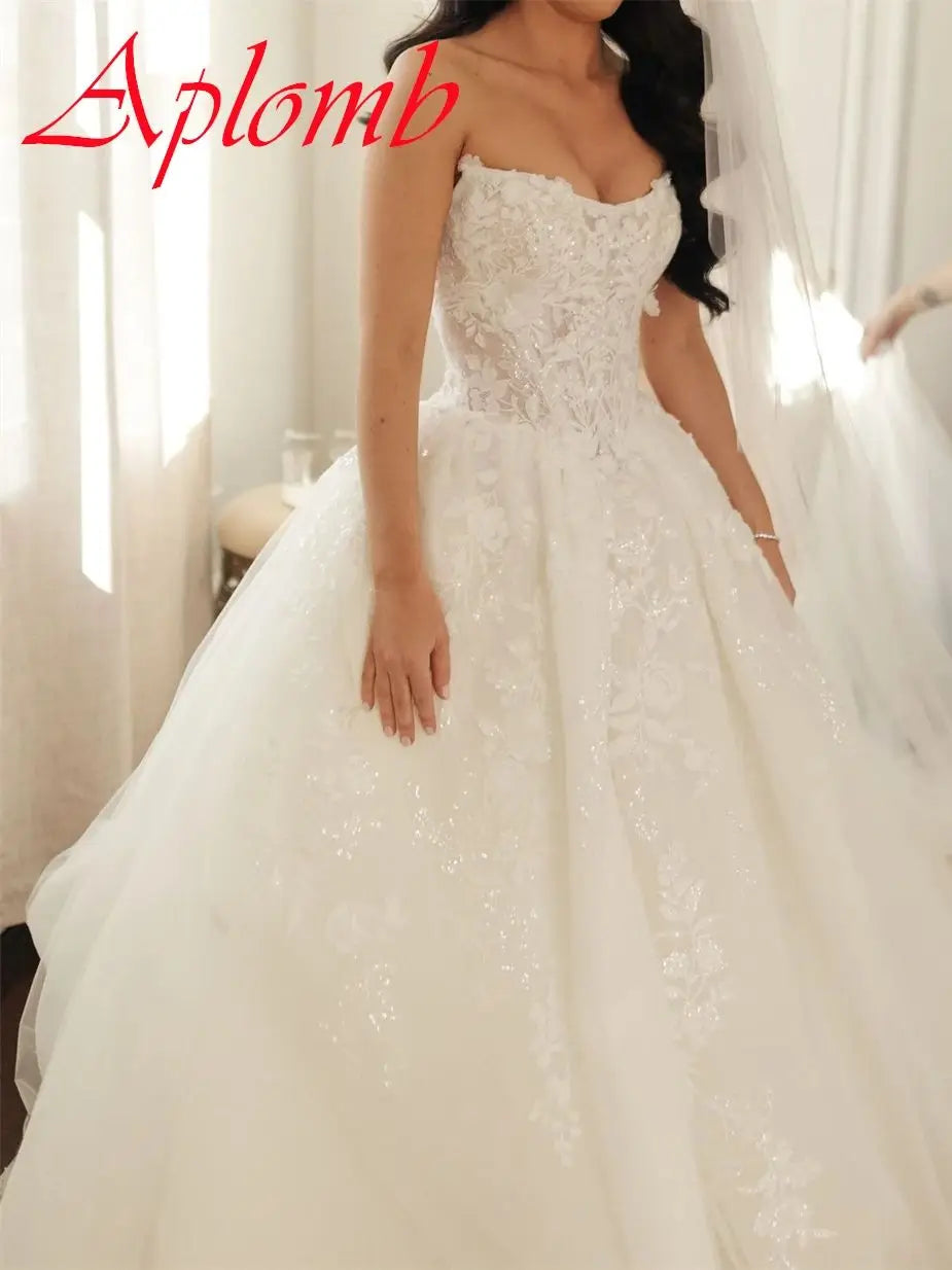 Elegant Customized Sequined Wedding Dress Classic Sleeveless Strapless Bridal Gowns Charming A-Line Organza Vestido De Novia