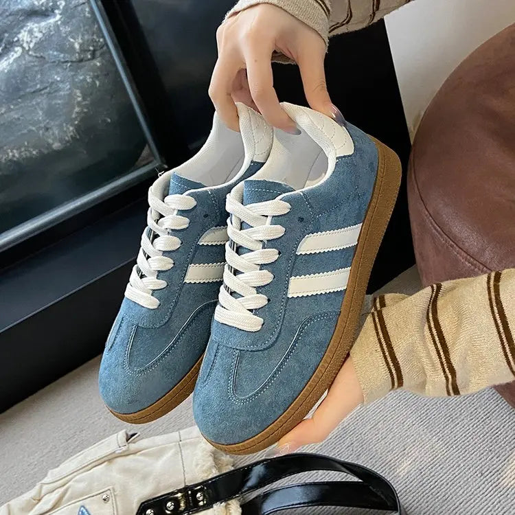 2025 Women Sports Shoes Fashion Casual Flats Vulcanize Shoes Ladies Outdoor Walking Sneakers Women Comfortable Classical Shoe