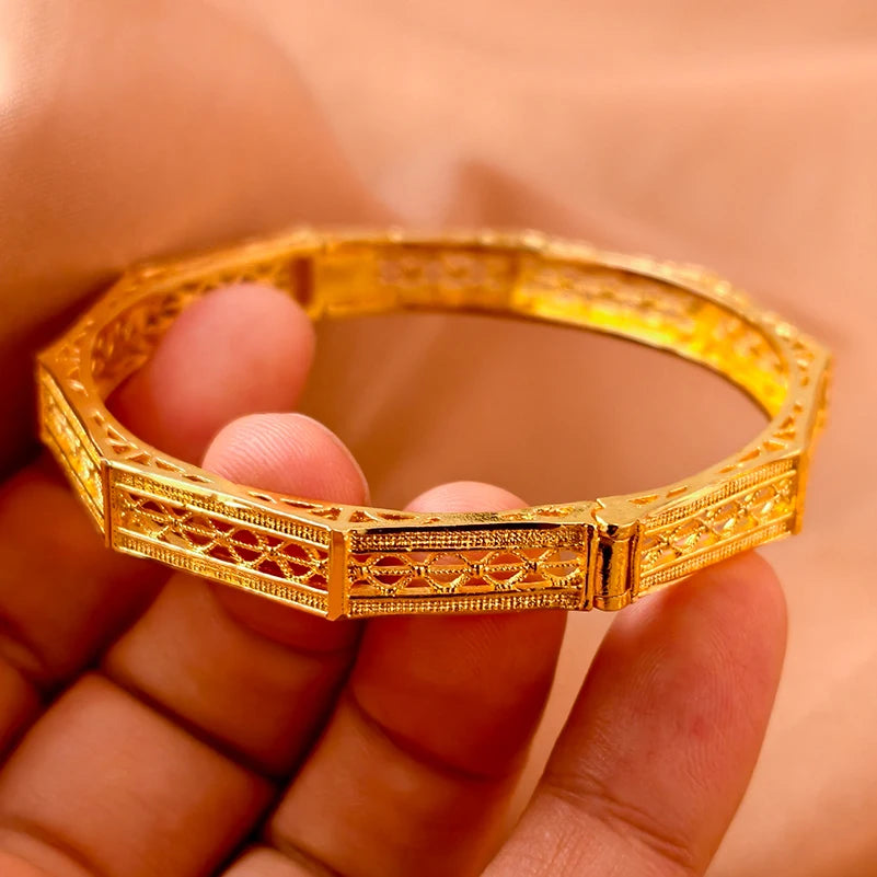 Dubai Gold Plated 24K Bangles for Women Jewelry Exaggerated Style Bracelets Banquet Party Bijoux Nigeria Wedding