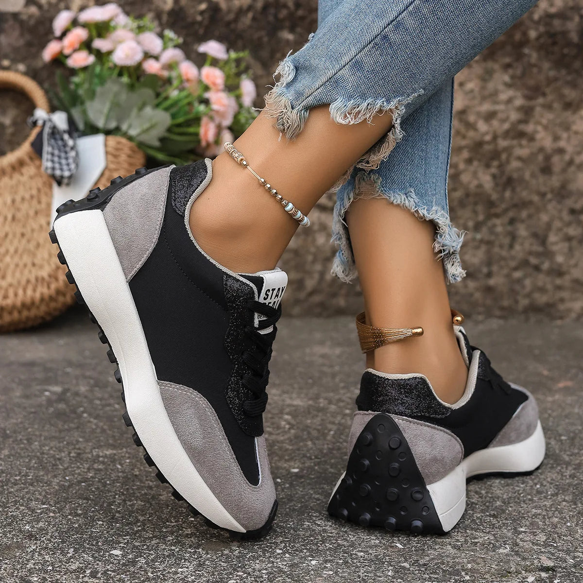 Women Sneakers Causal Walking Shoes Woman Autumn Fashion Lace Up Sports Platform Shoes Outdoor Non-slip Running Shoes