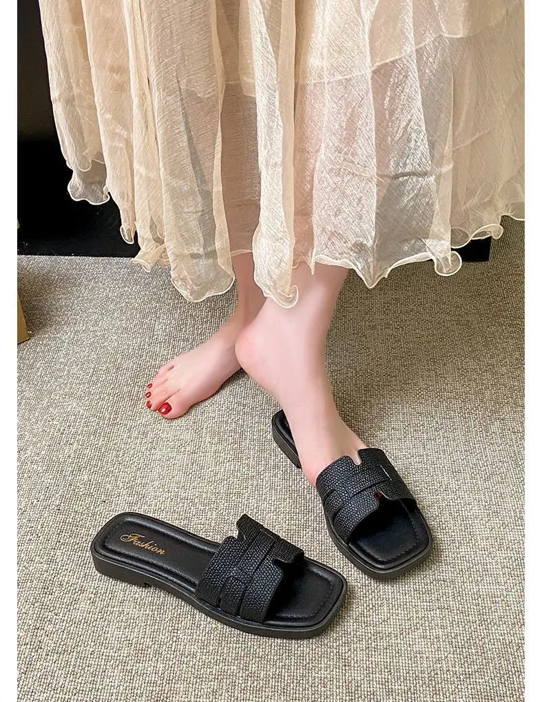 2026 New Home Women Sandals Lightweight Super Soft And Comfortable Thick-Soled Travel Slippers For Casual Versatile Outside
