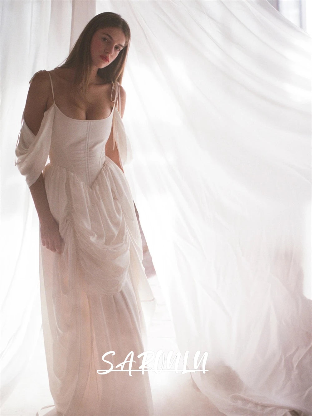 Modern Satin Wedding Dress Ballet Waistline Vintage Royal Style Custom Bridal Gown Spaghetti Straps Bride Dresses Off-shoulder