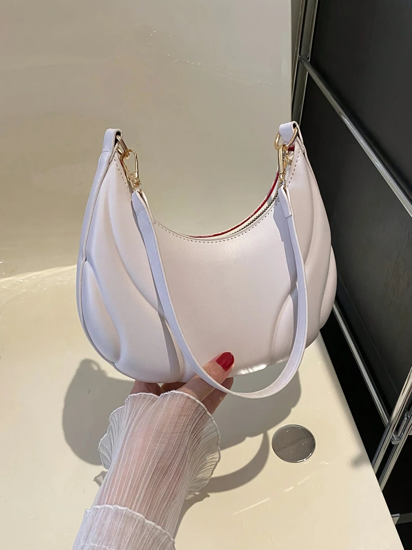 Women's French Handbag Shoulder Bag Textured Crossbody Bag Zipper Closure & Adjustable Strap Versatile for Work, Casual & Travel
