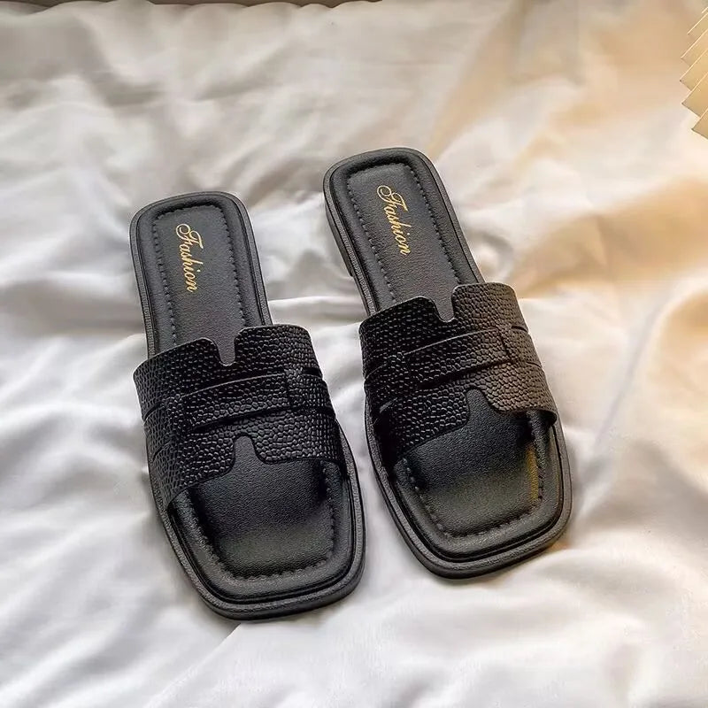 2026 New Home Women Sandals Lightweight Super Soft And Comfortable Thick-Soled Travel Slippers For Casual Versatile Outside