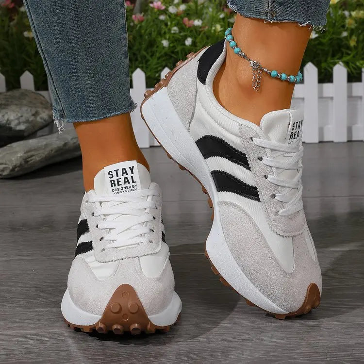 2026 Women Sneakers Spring New Luxury Flat Comfortable Slip on Soft Trend Sneakers Women Lightweight Outdoor Shoes for Women