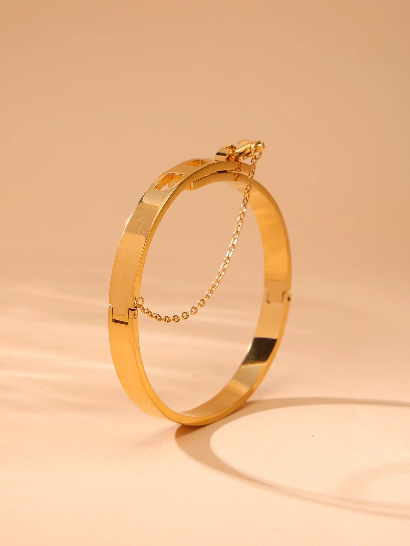 Women's Bangles Bracelets Stainless Steel Gold Plated Bracelet For Women Designer Luxury Woman Jewelry Accessories Couple Gift