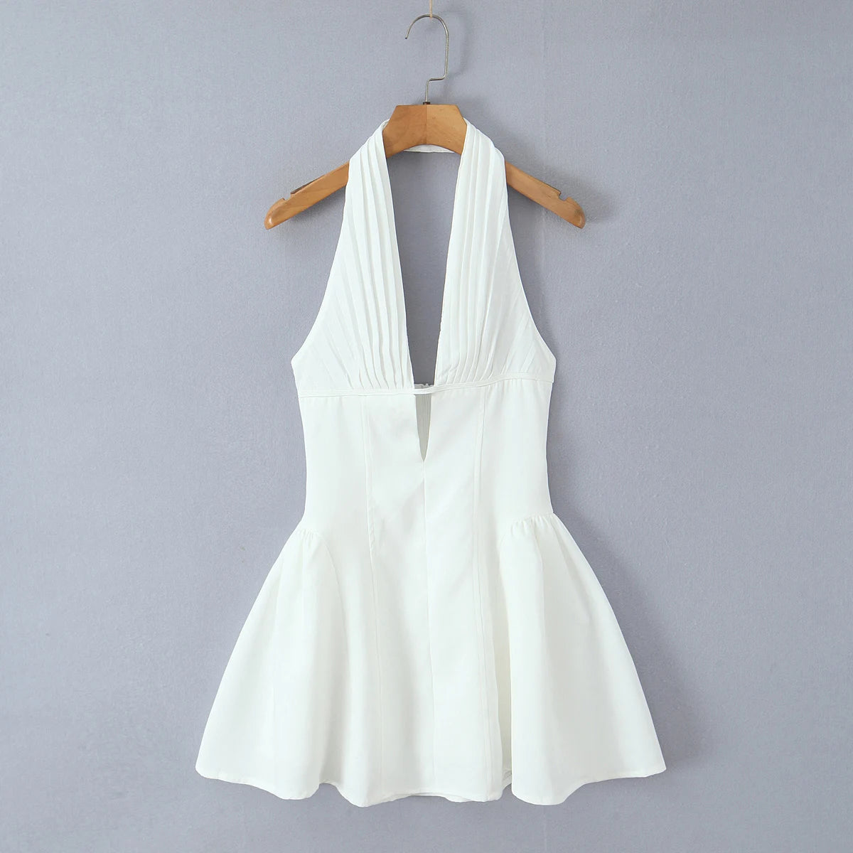 Sexy White Black Pleated Ruched Halter Dress Women Deep V neck Slim Low Waist Swing Ball Gown Short Dresses Robe Femme Vestidos